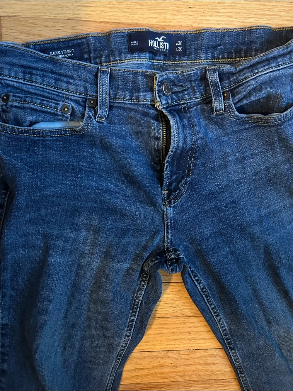 Hollister jeans